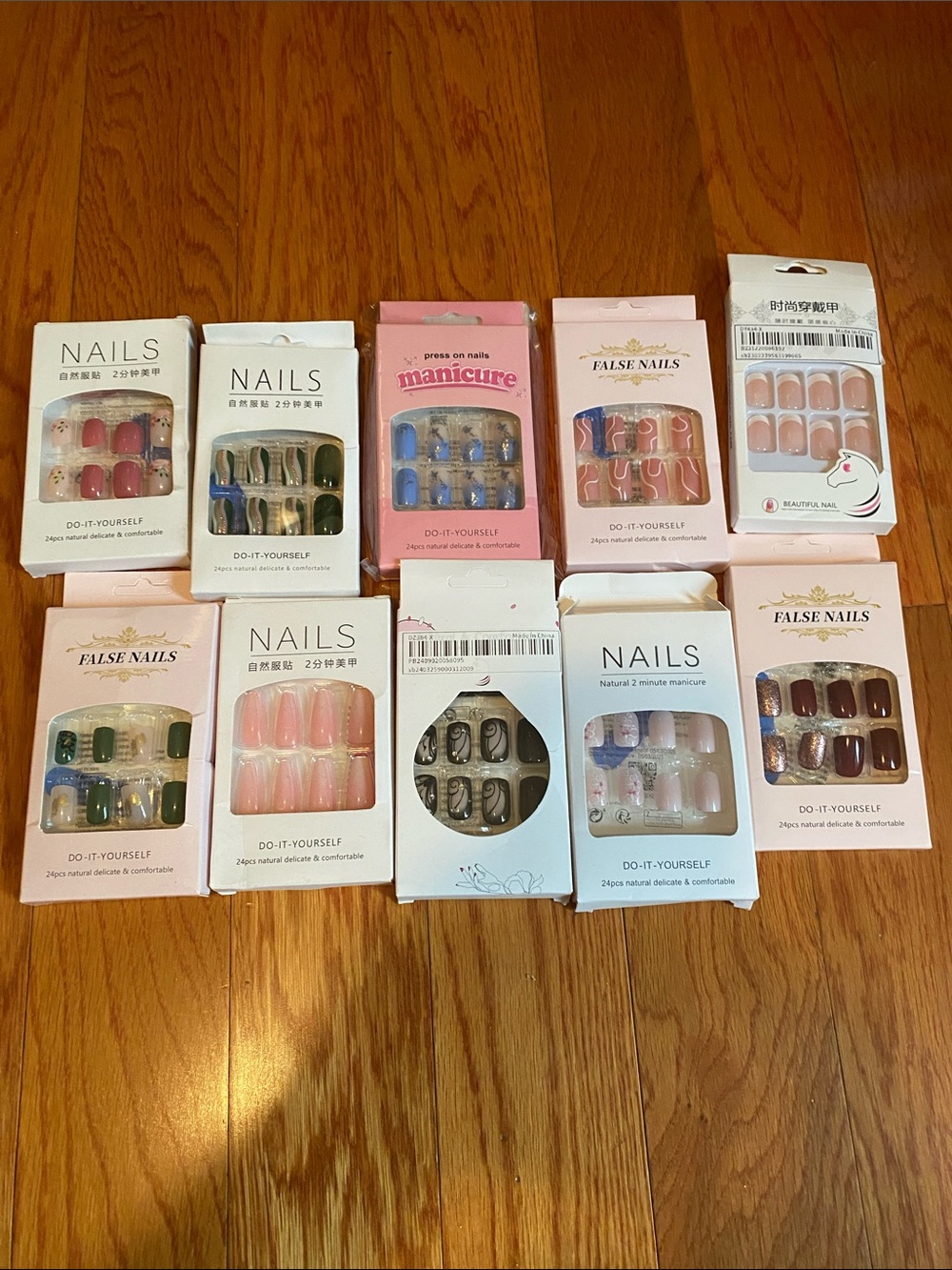 10 Sets of 24 pcs  Delicate and Comfortable False Nails